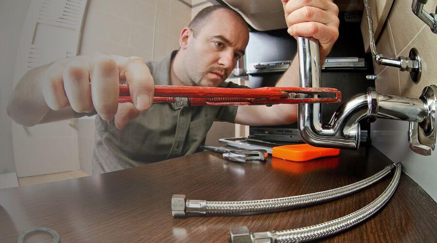 Local expert plumbing services in Center Point, TX
